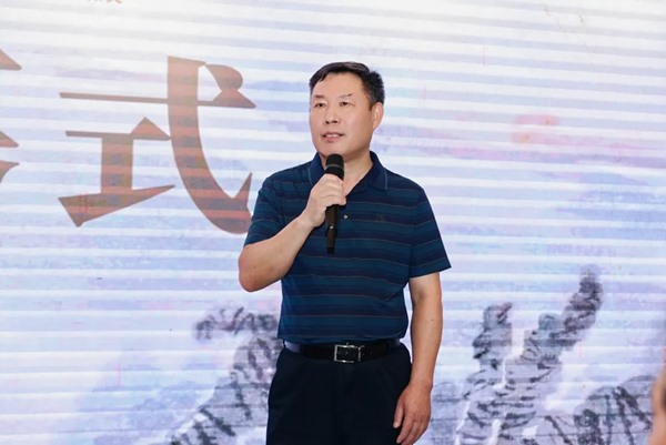 赣州南康区书画家协会-协会广州代表处揭牌仪式在云湖科技艺术中心举行 “云起万象，智慧未来”会员作品展同步开展