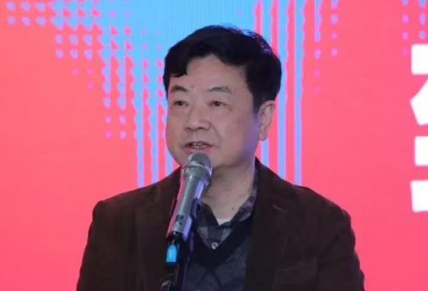 联盟主席汪晓曙致辞并宣布油画艺术委员会成立